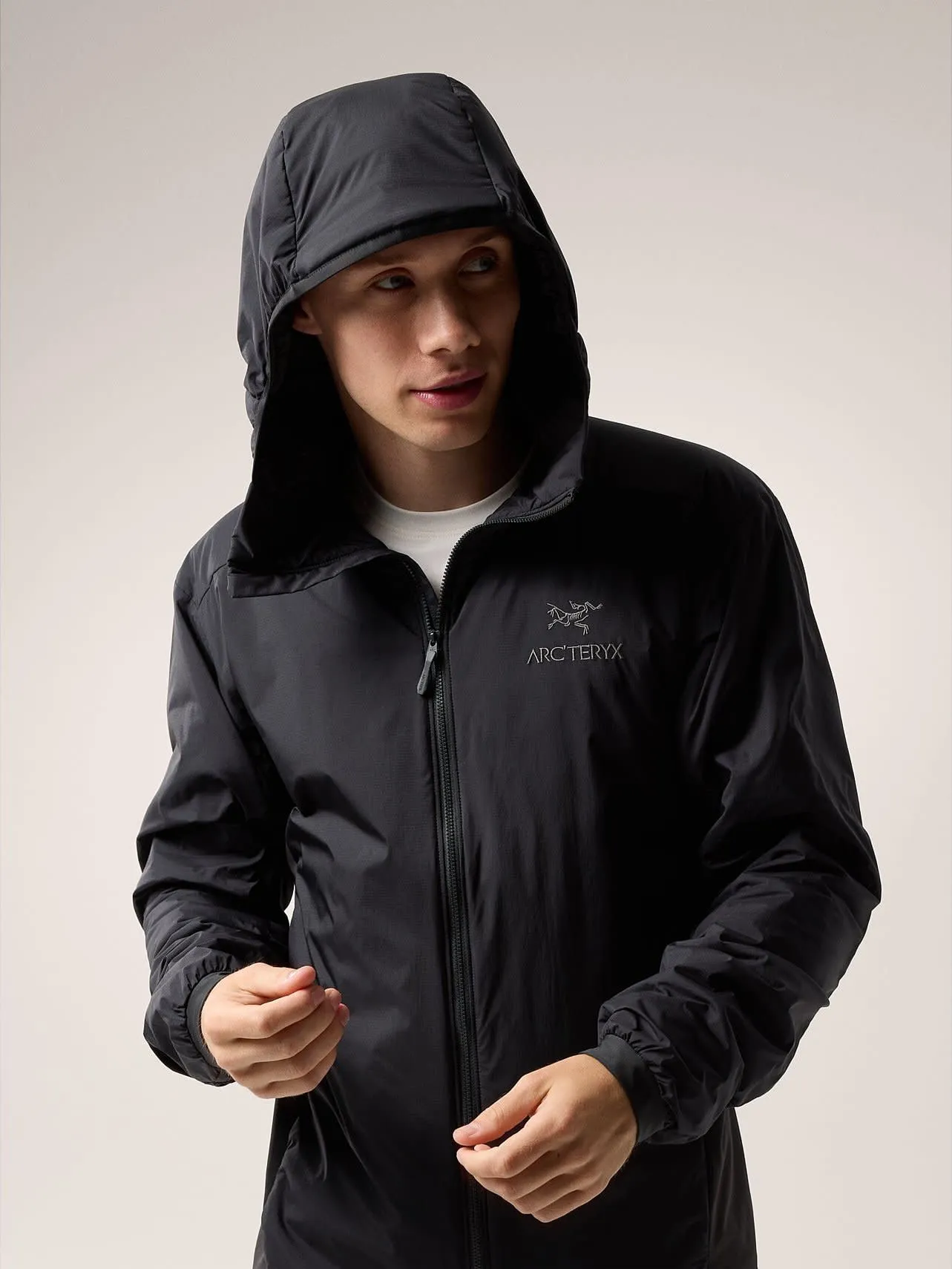 Arc'teryx Men's Atom Hoody Black | Buy Arc'teryx Men's Atom Hoody Black here | Outnorth