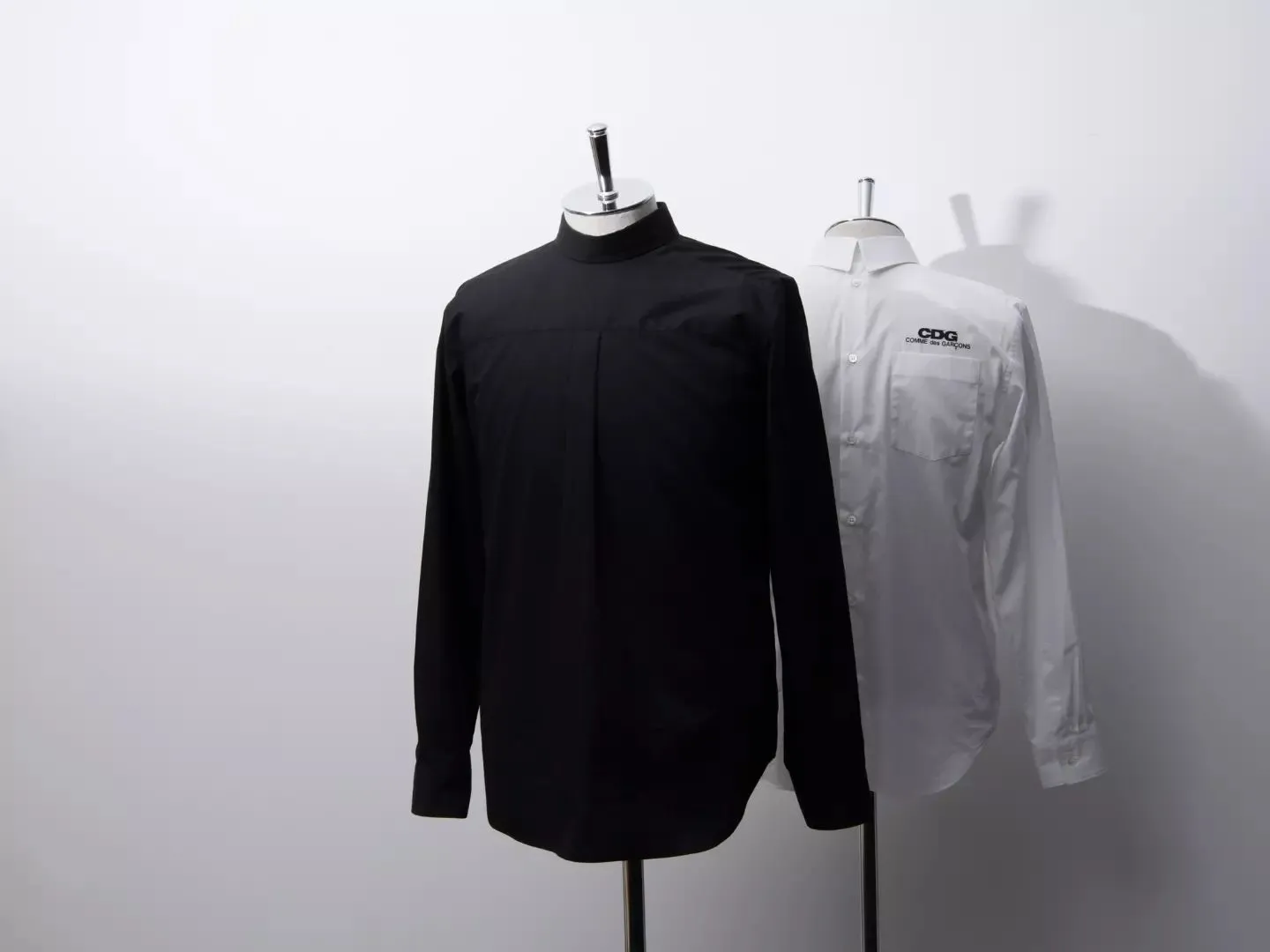 COMME des GARCONS  |Plain Logo Designers Shirts