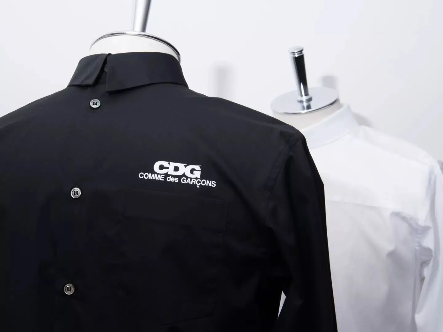 COMME des GARCONS  |Plain Logo Designers Shirts