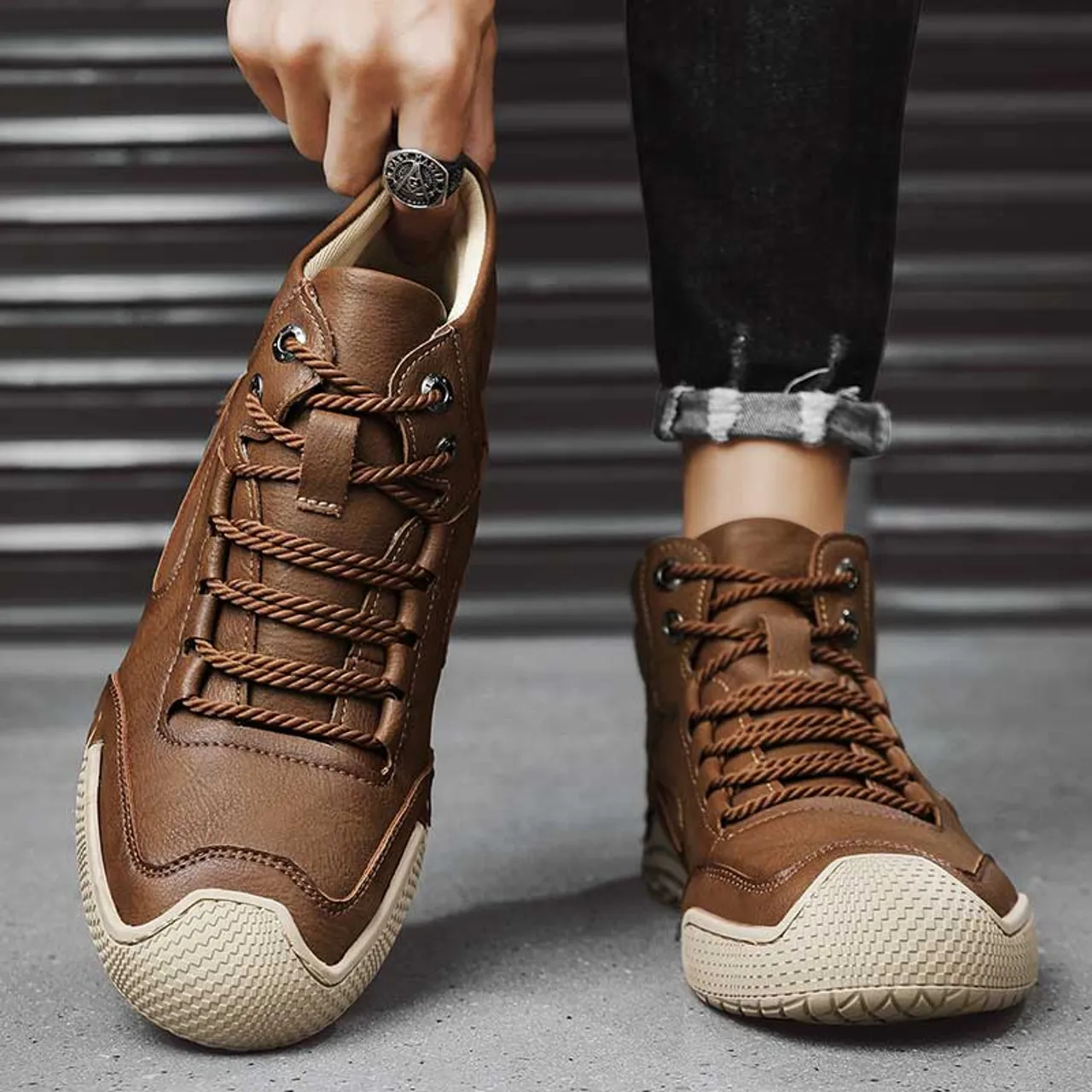 Khaki thread & layer accents casual shoe sneaker