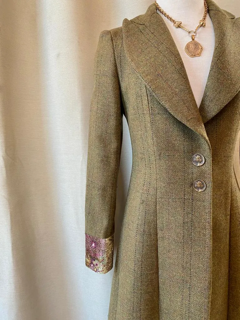 T.ba Soul Coat Embroidery Tweed