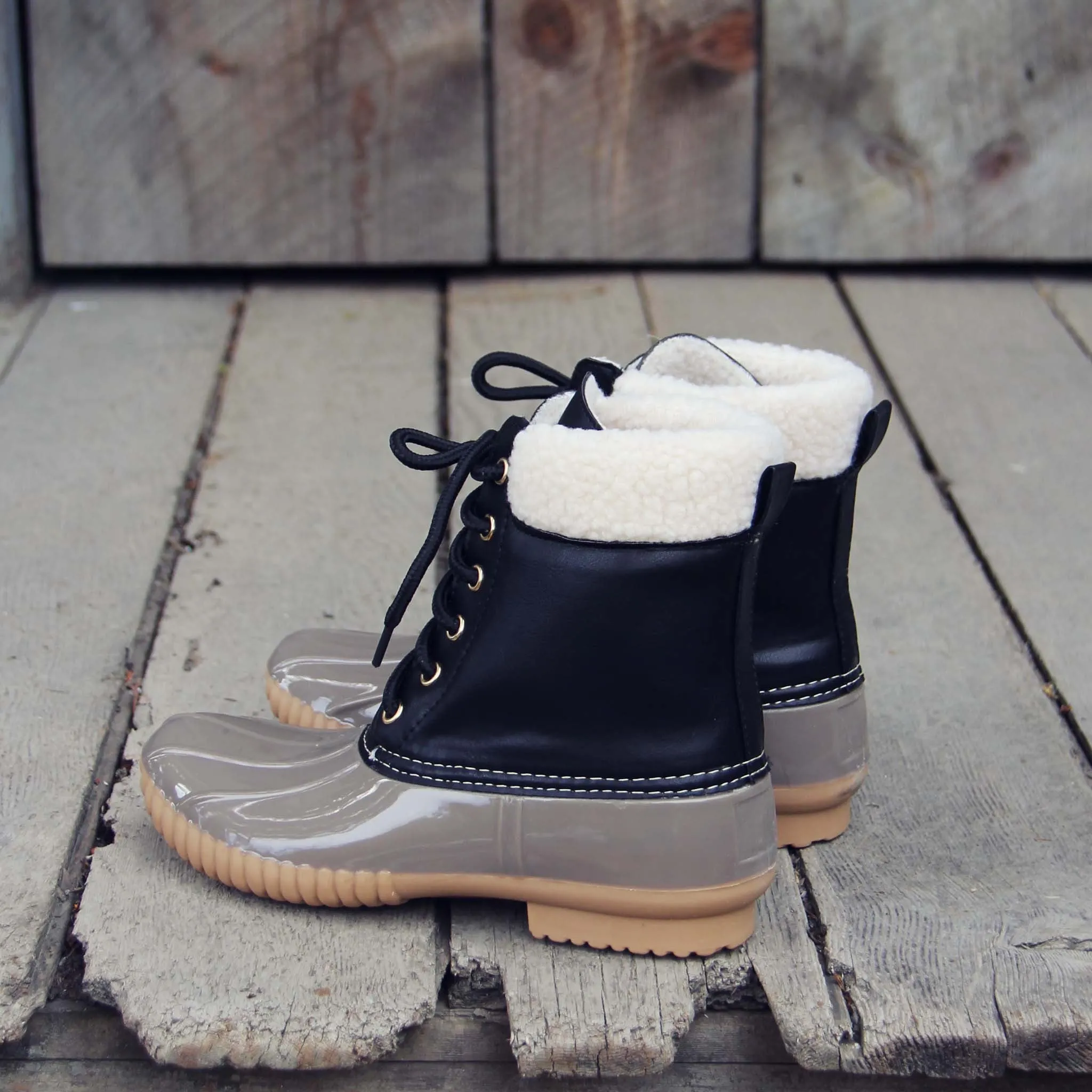 The Cozy Duck Boot in Black