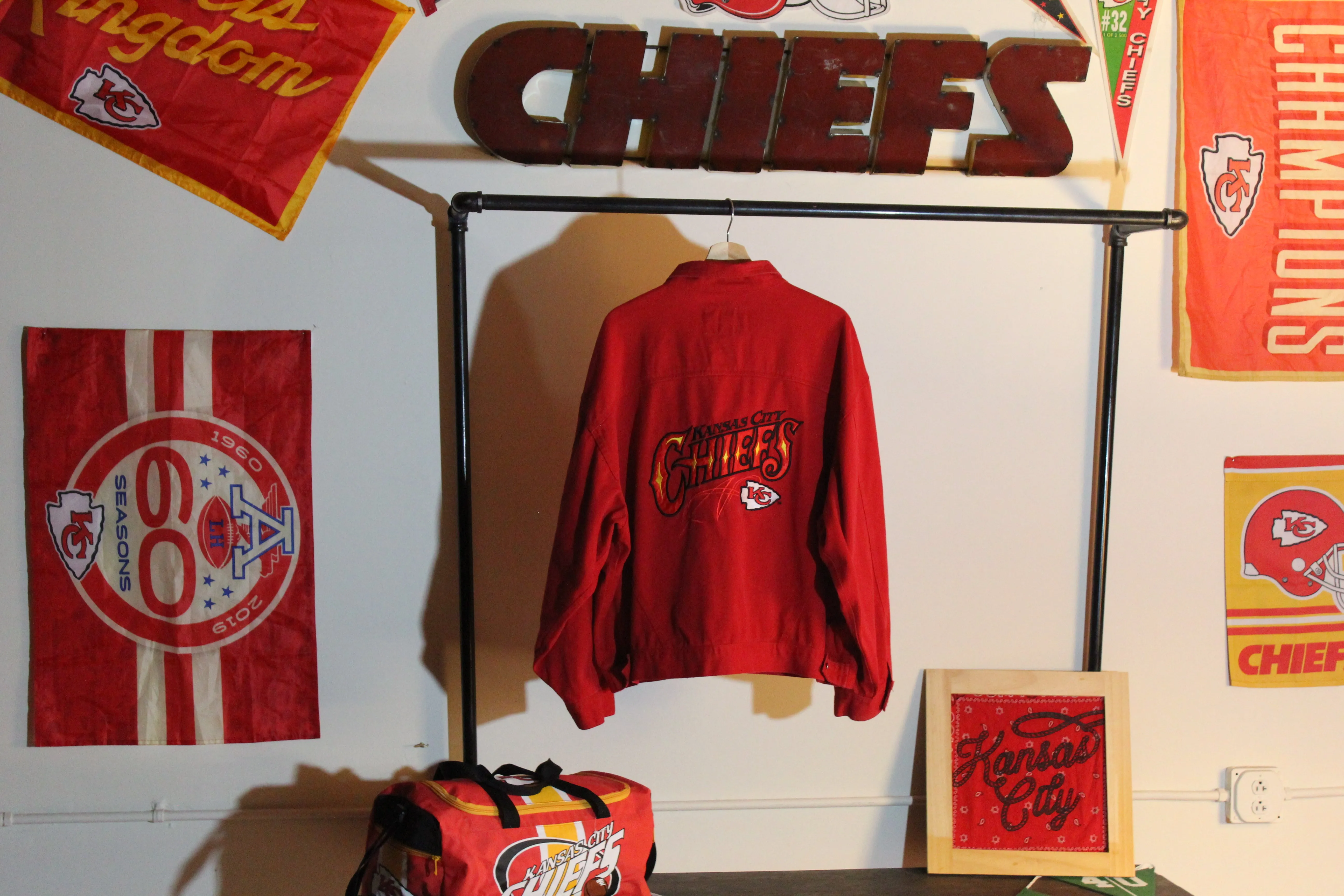 VINTAGE CHIEFS JACKET